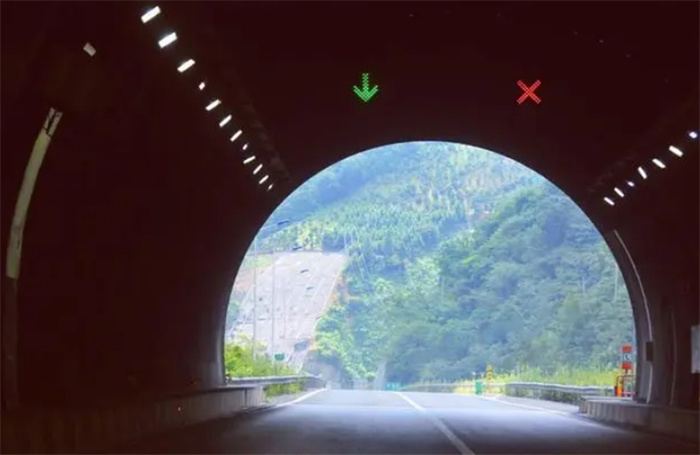 λFݵĕr(sh)׌֙C(j)r(sh)gԄ(dng)ԽĆ
