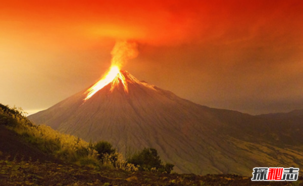 人掉進巖漿會剩下什么?火山爆發(fā)的十大危害與好處