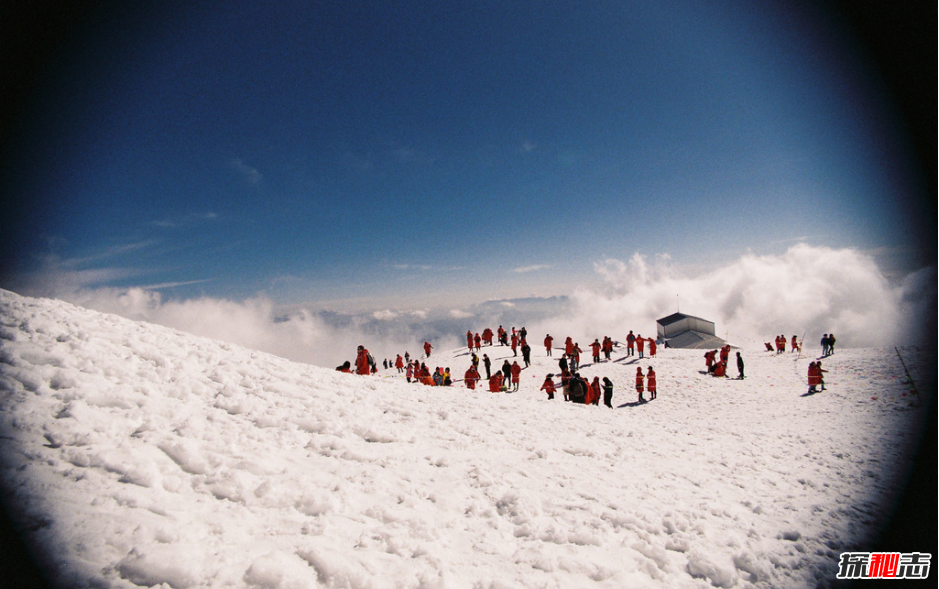 玉龍雪山為何無人登頂?15年無人登頂(當(dāng)?shù)厝说钟|)